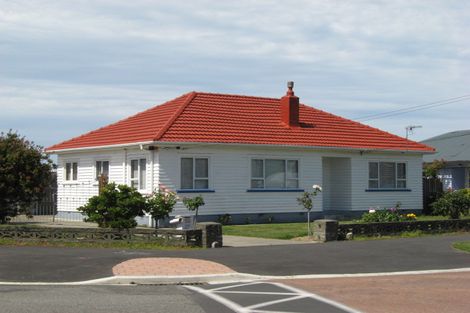 Photo of property in 50 Mcgregors Road, Bromley, Christchurch, 8062