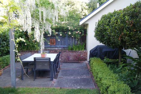 Photo of property in 6 Reynolds Road, Havelock North, 4130