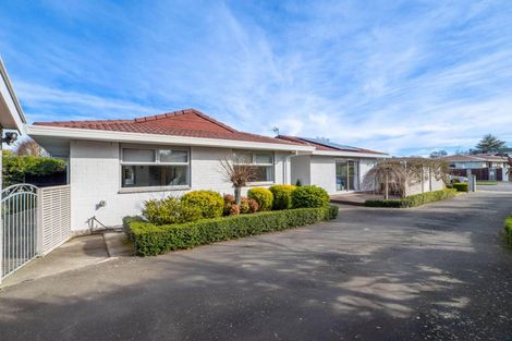 Photo of property in 3 Cam Place, Harewood, Christchurch, 8051