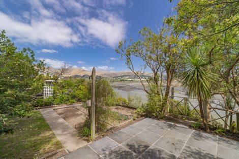 Photo of property in 7 Cannon Hill Crescent, Mount Pleasant, Christchurch, 8081