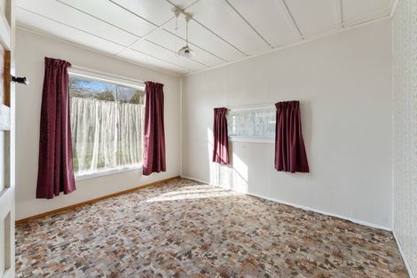 Photo of property in 8 Pungarehu Road, Pungarehu, Opunake, 4685