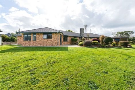 Photo of property in 131 Foster Road, Kumeu, 0891