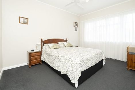 Photo of property in 73 Jellicoe Drive, Hamilton East, Hamilton, 3216