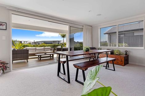 Photo of property in 63 The Boulevard, Papamoa Beach, Papamoa, 3118