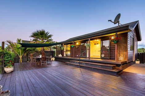 Photo of property in 49 Gawler Street, Te Horo Beach, Otaki, 5581