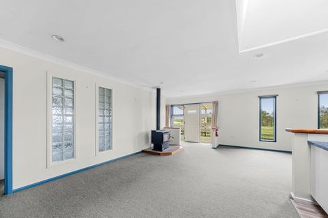 Photo of property in 55 Matarikoriko Road, Brixton, Waitara, 4382
