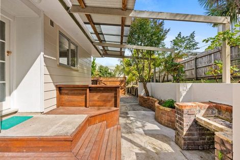 Photo of property in 1/56 Lavery Place, Sunnynook, Auckland, 0632