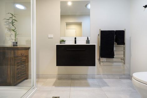 Photo of property in 7 Glidepath Road, Hobsonville, Auckland, 0616