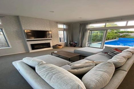 Photo of property in 11 Bianca Court, Karaka, Papakura, 2113