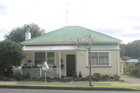 Photo of property in 82 George Street, Hikurangi, 0114