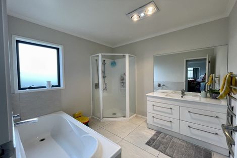 Photo of property in 8 Woolfield Road, Papatoetoe, Auckland, 2025