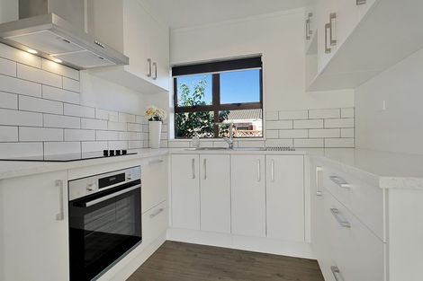 Photo of property in 2/282 Shirley Road, Papatoetoe, Auckland, 2025