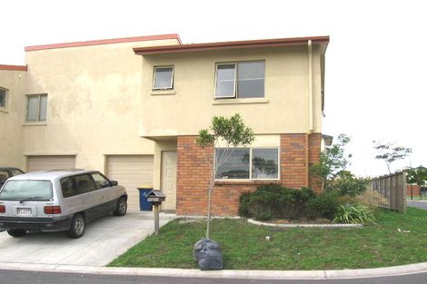 Photo of property in 1 Gina Avenue, Ranui, Auckland, 0612