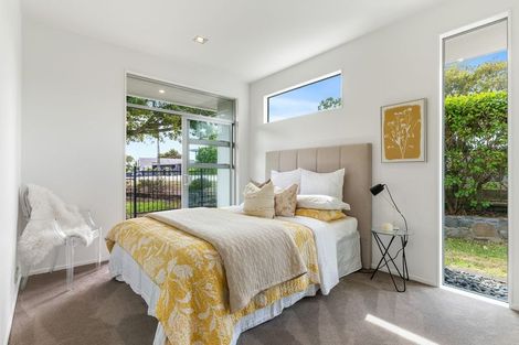 Photo of property in 80 Bleakhouse Road, Howick, Auckland, 2014