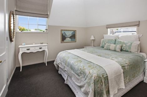 Photo of property in 1/244 Memorial Avenue, Burnside, Christchurch, 8053
