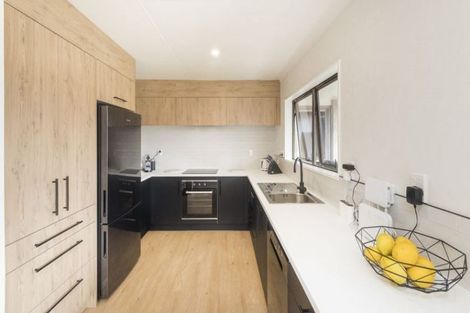 Photo of property in 80 John F Kennedy Drive, Milson, Palmerston North, 4414