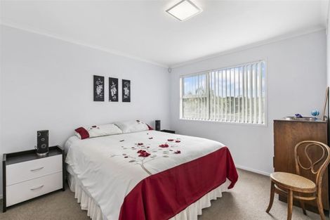 Photo of property in 63 Hawaiian Parade, Arkles Bay, Whangaparaoa, 0932