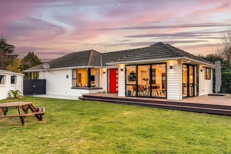 Photo of property in 33 Everest Street, Burnside, Christchurch, 8053