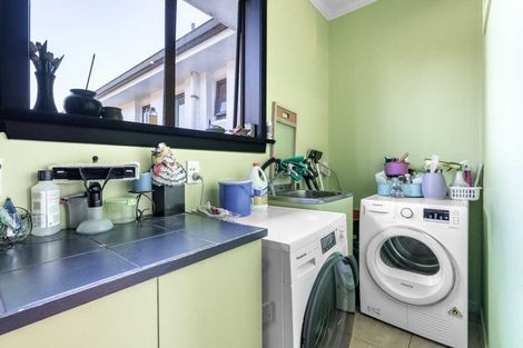 Photo of property in 207 Dunns Road, Otatara, Invercargill, 9879