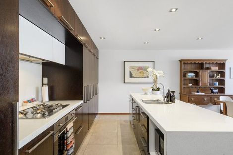 Photo of property in 12 Holly Road, St Albans, Christchurch, 8014