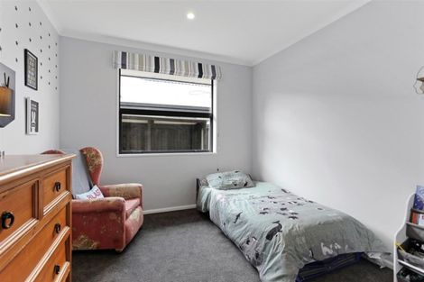 Photo of property in 11 O'rourke Place, Casebrook, Christchurch, 8051