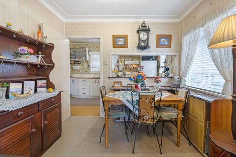 Photo of property in 5 Gifford Avenue, Wesley, Auckland, 1041