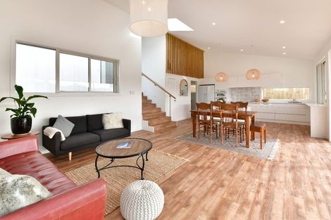 Photo of property in 5 Ringi Lane, Orewa, 0931