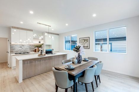 Photo of property in 28 Konoba Avenue, Kumeu, 0810