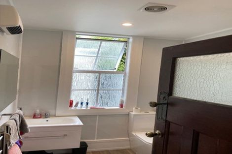 Photo of property in 124 Forth Street, North Dunedin, Dunedin, 9016