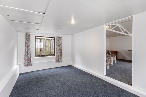 Photo of property in 40 Herekawe Drive, Spotswood, New Plymouth, 4310