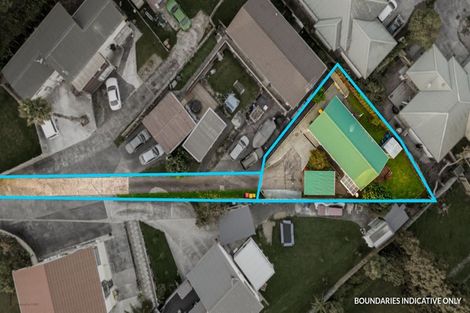 Photo of property in 8/89a Royal Road, Massey, Auckland, 0614