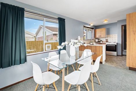 Photo of property in 3 Raymond Road, Bromley, Christchurch, 8062