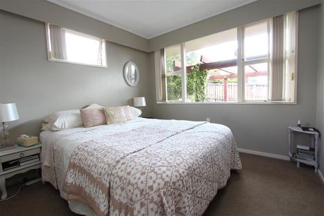 Photo of property in 35 Acacia Crescent, Glenview, Hamilton, 3206