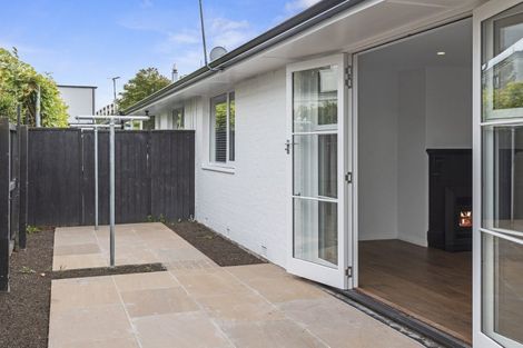 Photo of property in 1/135 Aikmans Road, Merivale, Christchurch, 8014