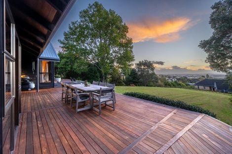 Photo of property in 238 Point View Drive, East Tamaki Heights, Auckland, 2016