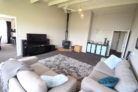 Photo of property in 6 Aotea Crescent, Gore, 9710