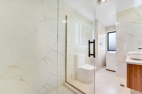 Photo of property in 15 Te Kaapia Road, Papakura, 2110