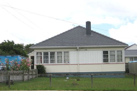Photo of property in 38 Riversdale Road, Avondale, Auckland, 1026
