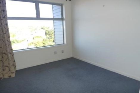 Photo of property in 52d Mandalay Terrace, Khandallah, Wellington, 6035