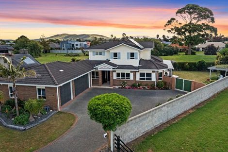 Photo of property in 34 Sovereign Drive, Papamoa Beach, Papamoa, 3118