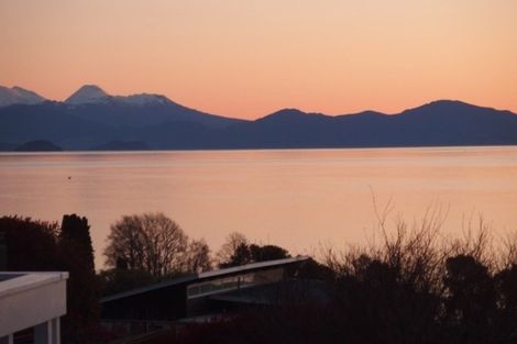 Photo of property in 1/9a Kurupae Road, Hilltop, Taupo, 3330