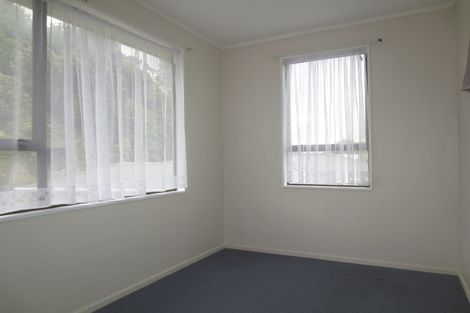 Photo of property in 60 Beazley Avenue, Paparangi, Wellington, 6037