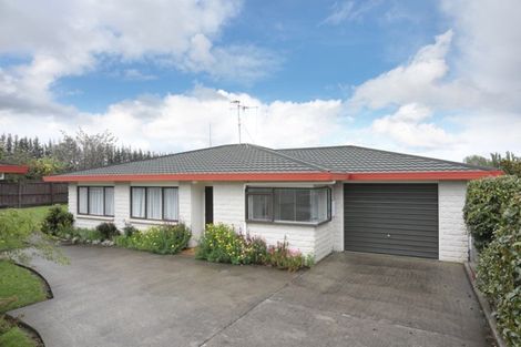 Photo of property in 14 Oaklea Avenue, Marton, 4710