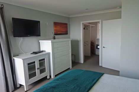 Photo of property in 32 Ravenswood Road, Saint Clair, Dunedin, 9012