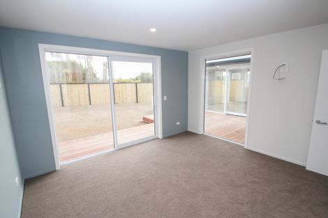 Photo of property in 90 Weston Road, St Albans, Christchurch, 8052