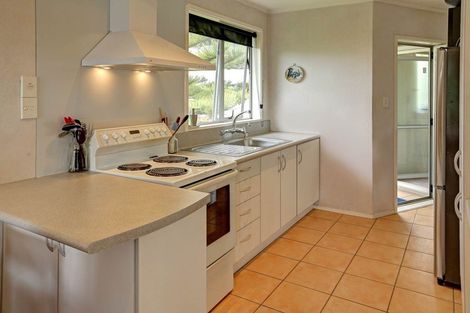 Photo of property in 813 Te Atatu Road, Te Atatu Peninsula, Auckland, 0610