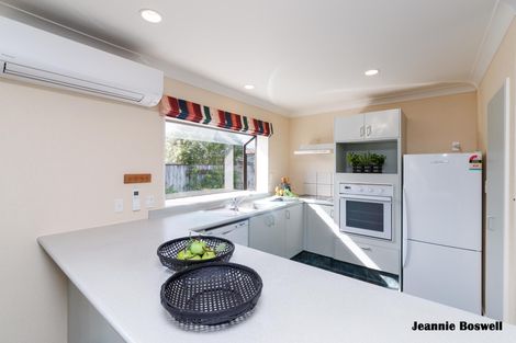 Photo of property in 19 Clearview Drive, Milson, Palmerston North, 4414