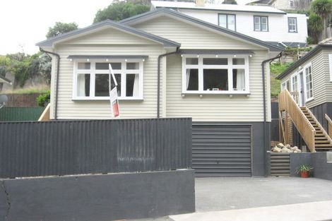 Photo of property in 44 Faraday Street, Hospital Hill, Napier, 4110