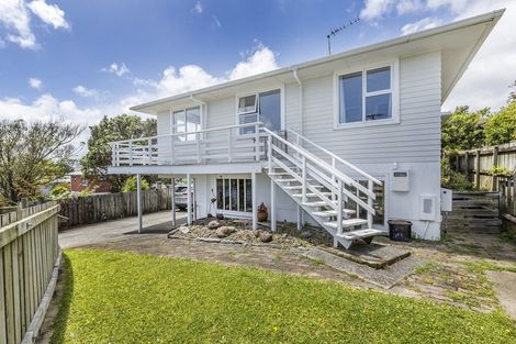 Photo of property in 29 Tirowhanga Road, Paremata, Porirua, 5024