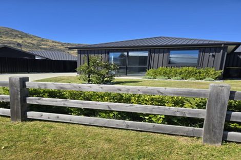 Photo of property in 25 Regent Street, Lower Shotover, Queenstown, 9304